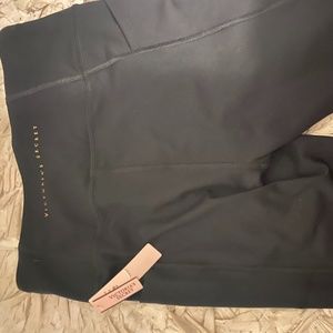 Brand new Victoria secret athletic legging